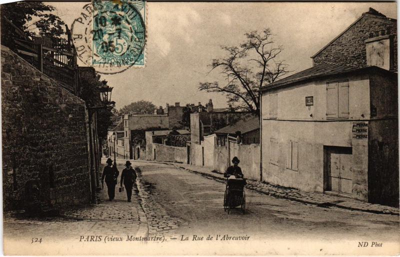 Carte postale ancienne Vieux Montmartre - La Rue de l'Abreuvoir à Paris 18e