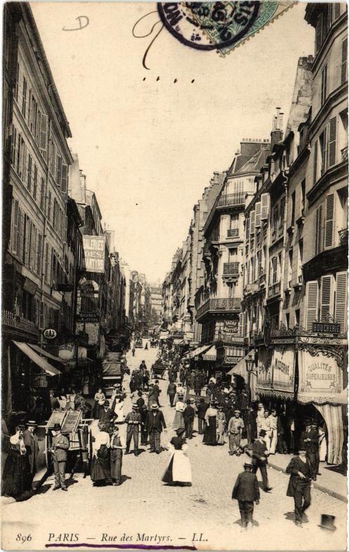 Carte postale ancienne Paris 9e Rue des Martyrs à Paris 9e