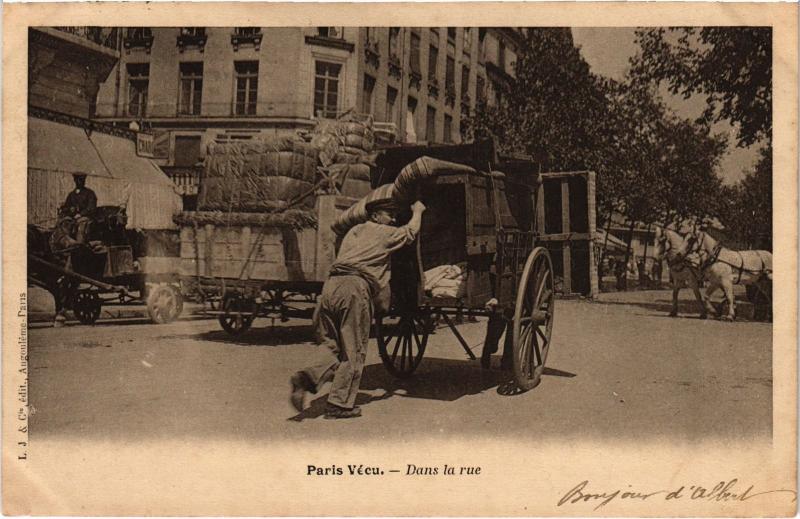 Carte postale ancienne Paris Vécu dans la rue