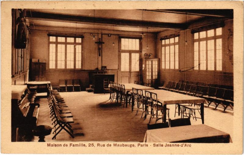 Carte postale ancienne Paris 9e 25, Rue de Maubeuge Maison de famille à Paris 9e