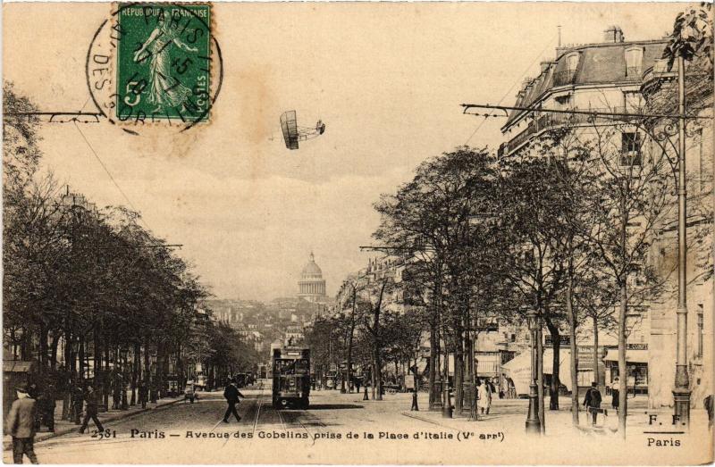 Carte postale ancienne Aviation Paris 5e Avenue des Gobelins Place de l'Italie à Paris 5e