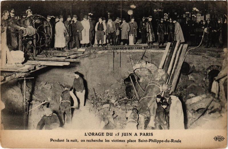 Carte postale ancienne Paris Orage du 15 juin Place Saint-Philippe-du-Roule