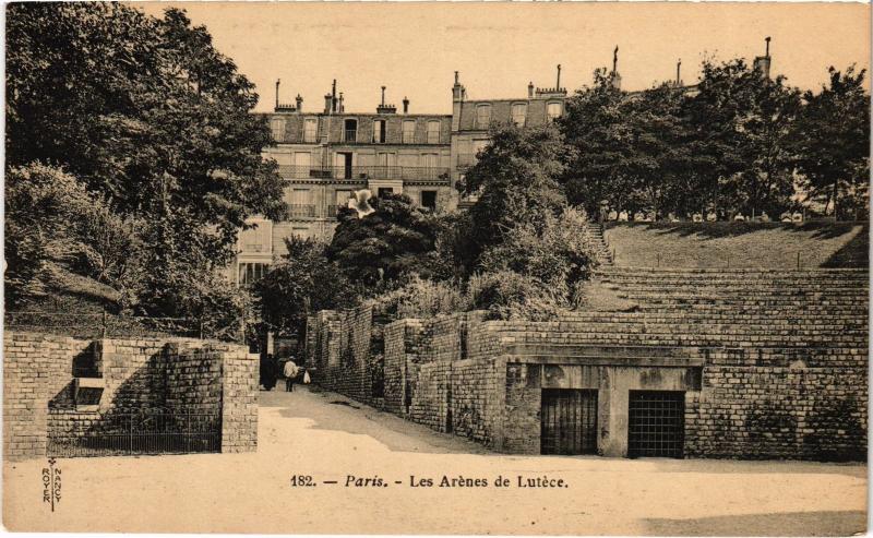 Carte postale ancienne Paris 5e Arenes de Lutece à Paris 5e