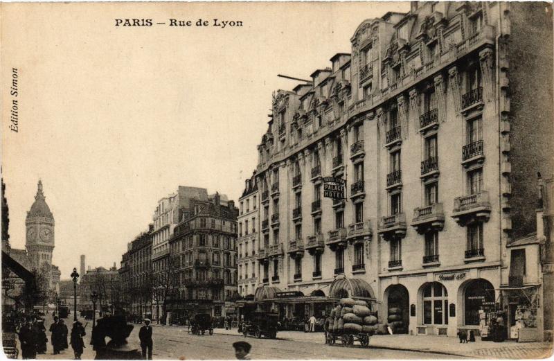 Carte postale ancienne Paris 12e Rue de Lyon à Paris 12e