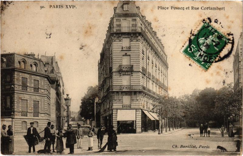 Carte postale ancienne Place Possoz et Rue Cortambert à Paris 16e