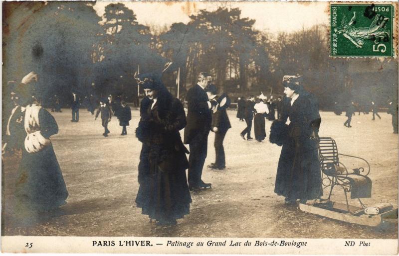 Carte postale ancienne Patinage au Grand Lac du Bois-de-Boulogne à Paris 16e