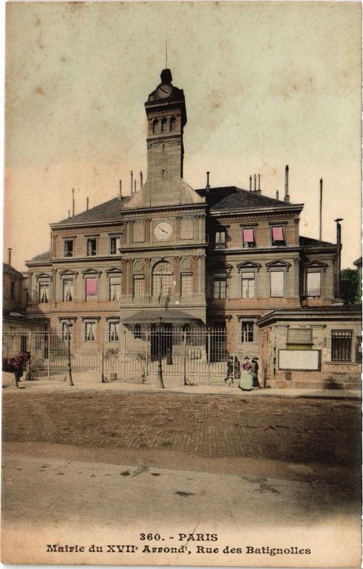 Carte postale ancienne Mairie du XVIIe Arrondissement - Rue des Batignolles à Paris 17e