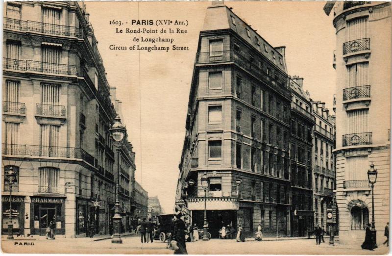 Carte postale ancienne Le Rond-Point de la Rue de Longchamp à Paris 16e