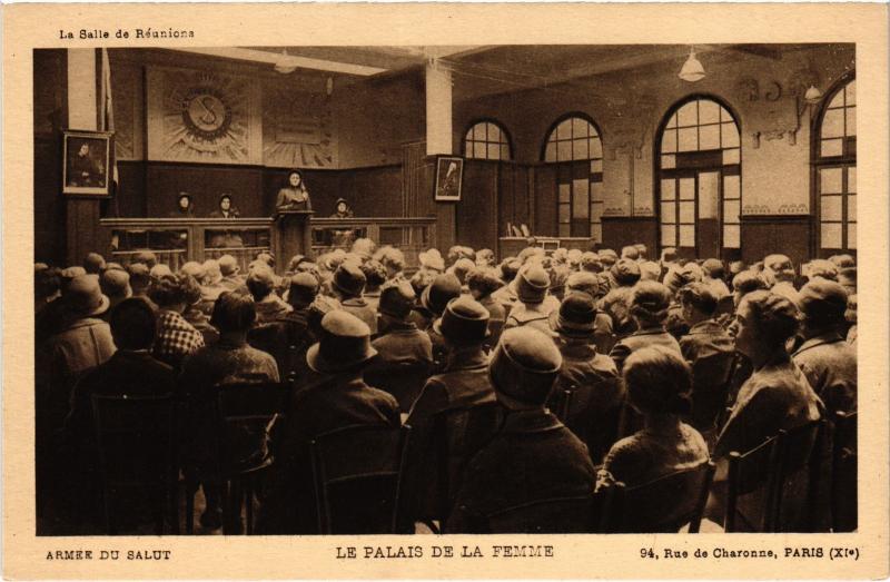 Carte postale ancienne Paris 11e 94, rue de Chaonne Palais de la Femme à Paris 11e