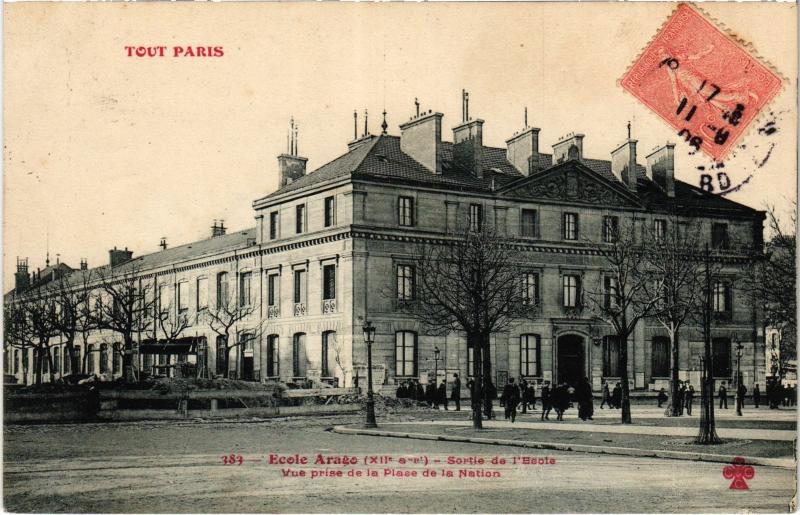 Carte postale ancienne Tout Paris 12e Ecole Arago Sortie de l'Ecole à Paris 12e