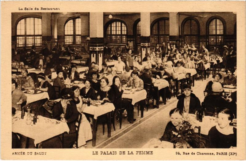 Carte postale ancienne Paris 11e 94, rue de Chaonne Palais de la Femme à Paris 11e