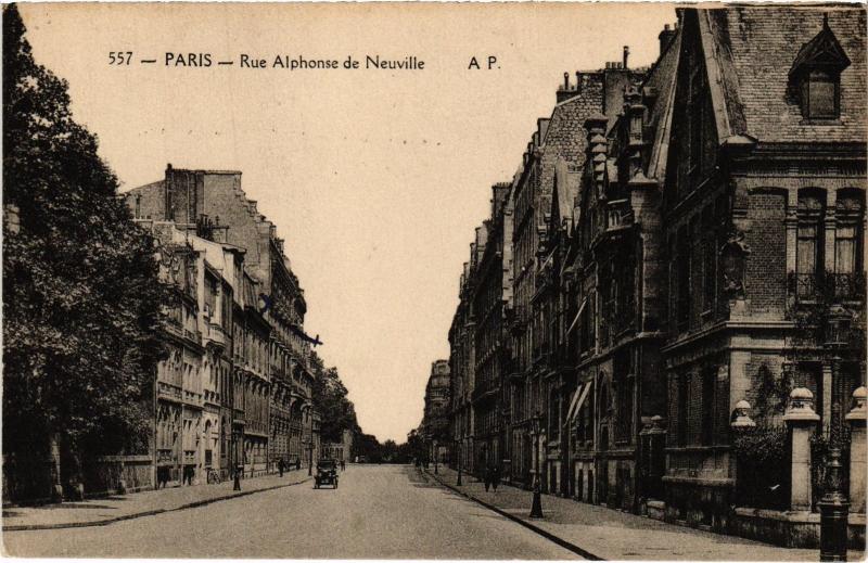 Carte postale ancienne Rue Alphonse de Neuville à Paris 17e