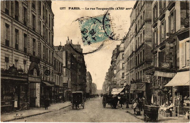 Carte postale ancienne La Rue Tocqueville à Paris 17e