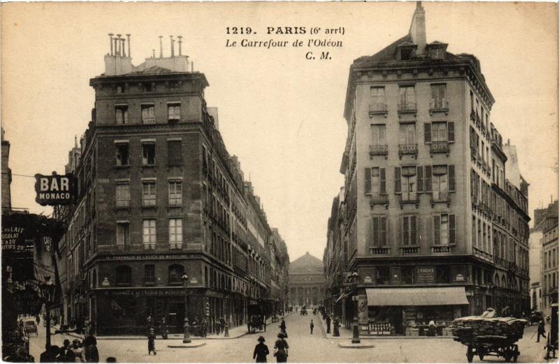 Carte postale ancienne Paris 6e Carrefour de l'Odéon à Paris 6e
