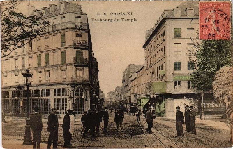Carte postale ancienne Paris 11e Fg du Temple à Paris 11e