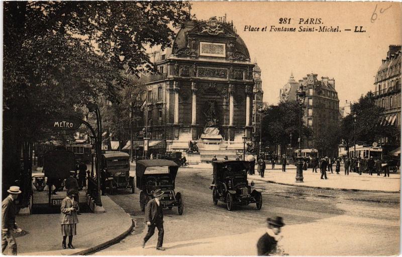 Carte postale ancienne Paris 6e Place et Fontaine Saint-Michel à Paris 6e