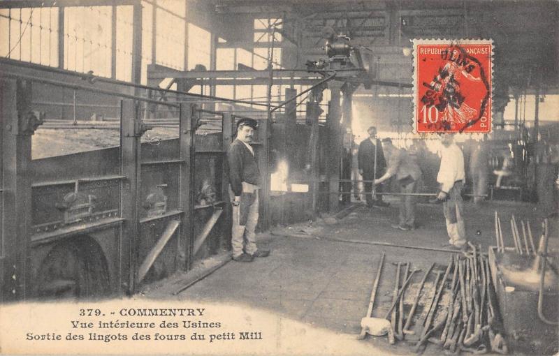 Carte postale ancienne Commentry - Vue Interieure Des Usines - Sortie Des Lingots Des Fours Du P à Commentry
