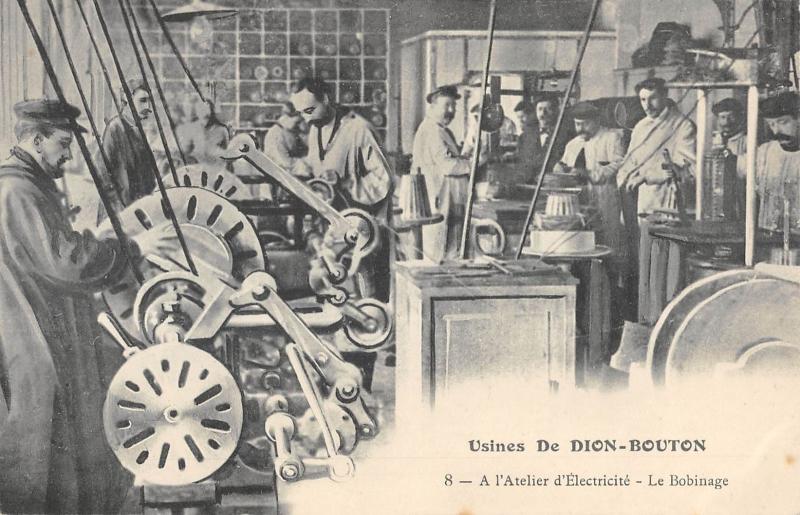 Carte postale ancienne Usines De Dion Bouton - A L'Atelier D'Electricite - Le Bobinage
