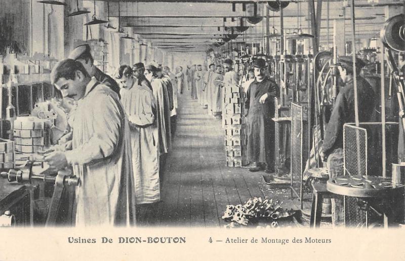Carte postale ancienne Usines De Dion Bouton - Atelier De Montage Des Moteurs