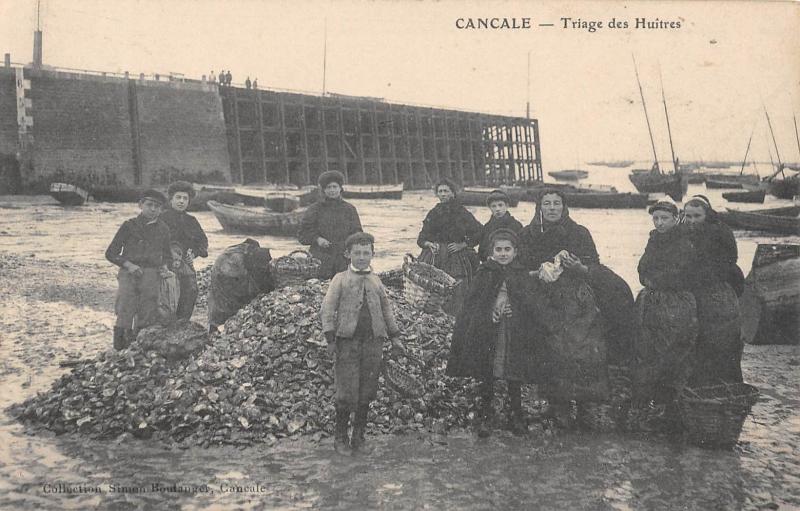 Carte postale ancienne Cancale - Triage Des Huitres à Cancale