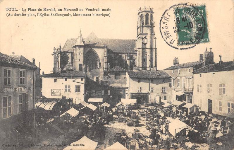 Carte postale ancienne Toul - La Place Du Marche à Toul