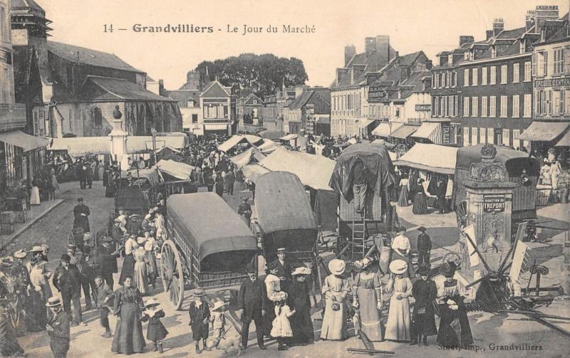Carte postale ancienne Grandvilliers - Le Jour De Marche à Grandvilliers