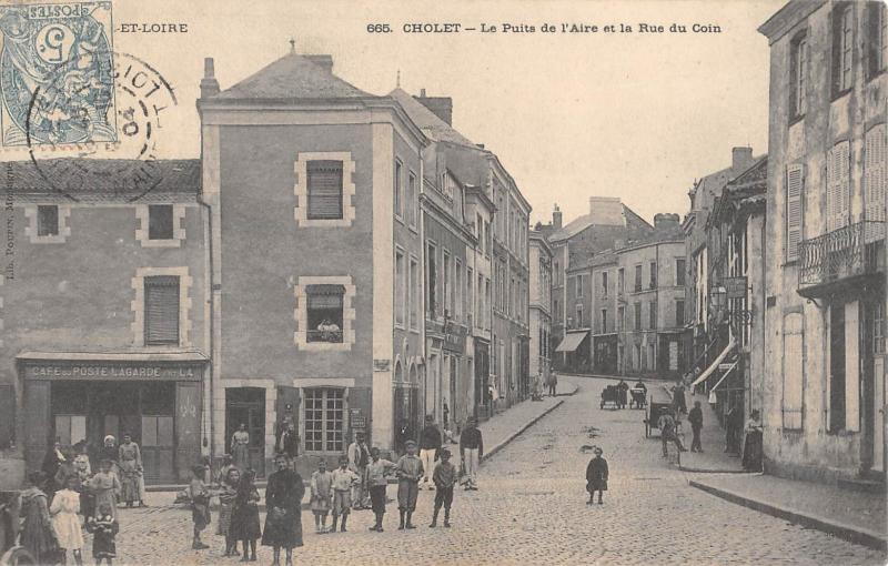 Carte postale ancienne Cholet - Le Puits De L'Aire Et La Rue Du Coin à Cholet