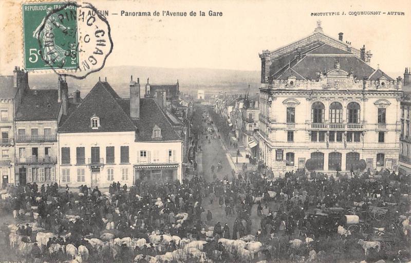 Carte postale ancienne Autun - Panorama De L'Avenue De La Gare à Autun