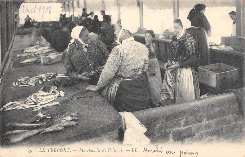 Carte postale ancienne Le Treport - Marchandes De Poissons au Tréport