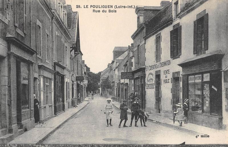 Carte postale ancienne Le Pouliguen - Rue Du Bois au Pouliguen