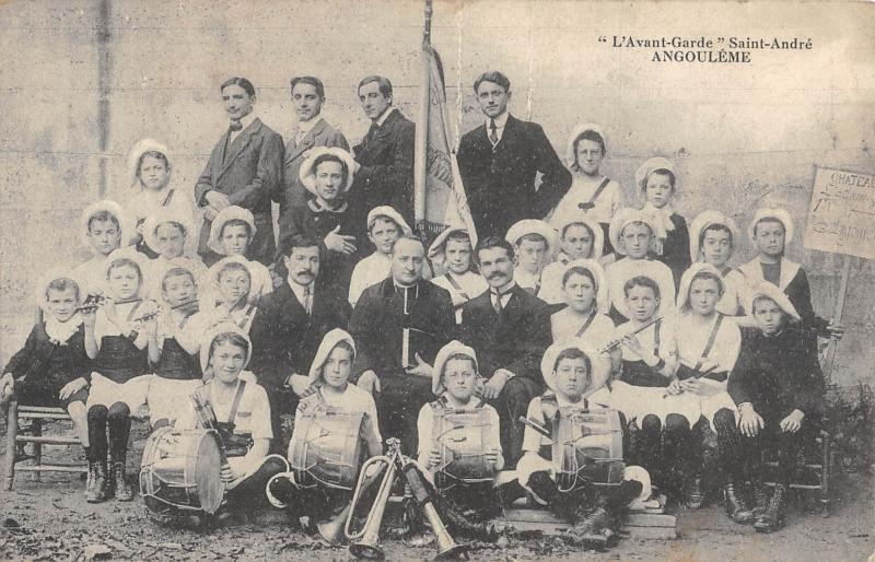 Carte postale ancienne L'Avant Garde - Saint Andre - Angouleme