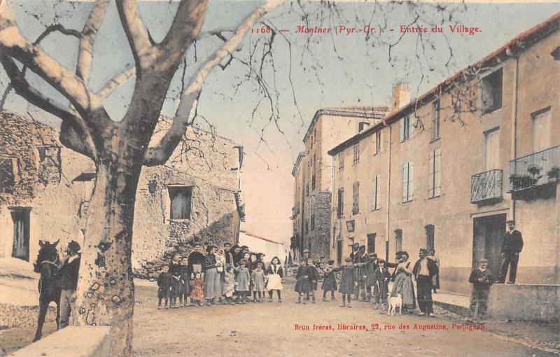 Carte postale ancienne Montner - Entree Du Village à Montner