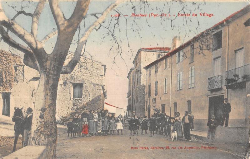 Carte postale ancienne Montner - Entree Du Village à Montner