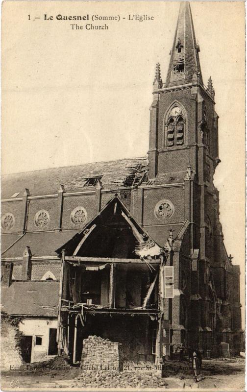 Carte postale ancienne Le Quesnel eglise au Quesne