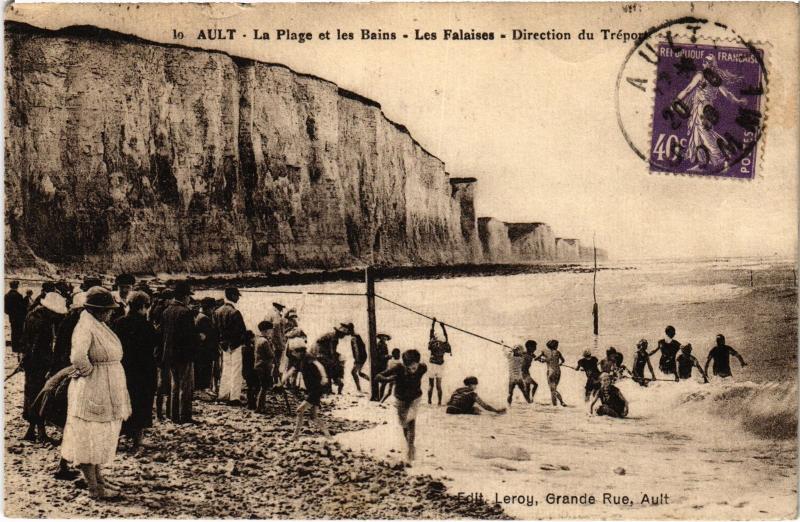 Carte postale ancienne Ault la plage et les Bains