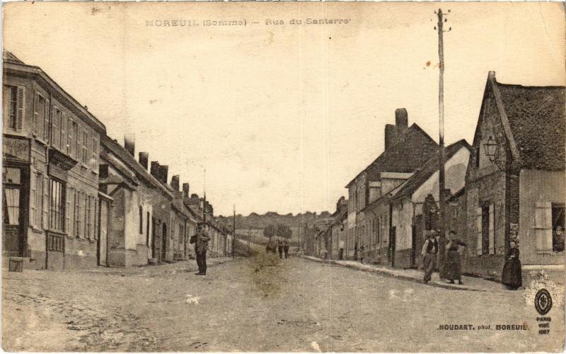 Carte postale ancienne Moreuil Rue de la Santerre à Moreuil