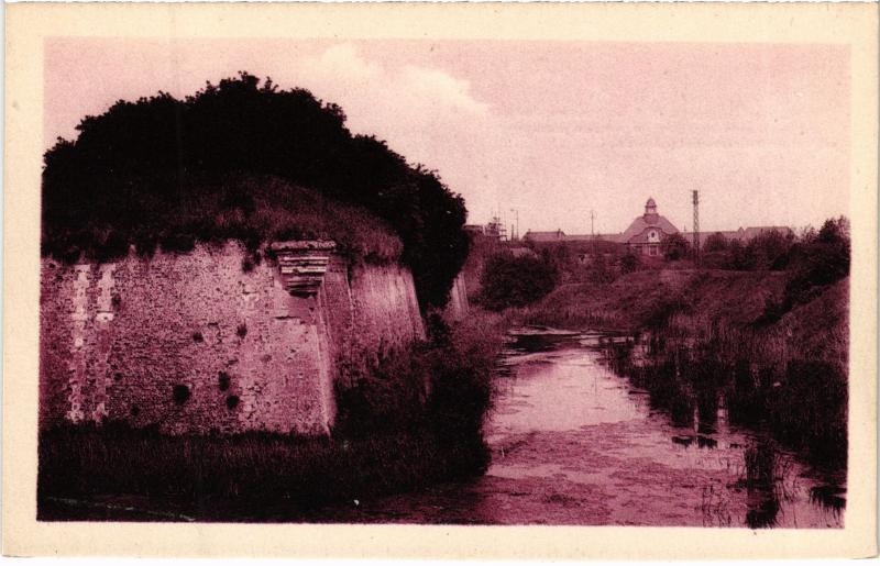 Carte postale ancienne Peronne Bastion Royal