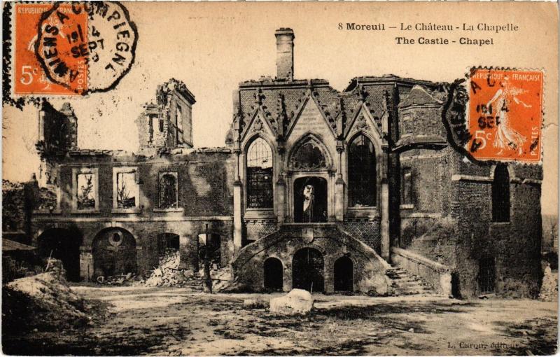 Carte postale ancienne Moreuil le chateau la chapelle à Moreuil