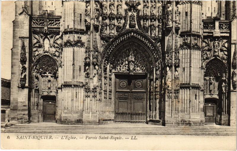 Carte postale ancienne Saint Riquier eglise à Saint-Riquier