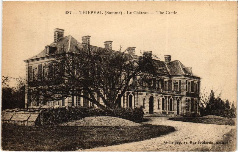 Carte postale ancienne Thiepval le chateau à Thiepval