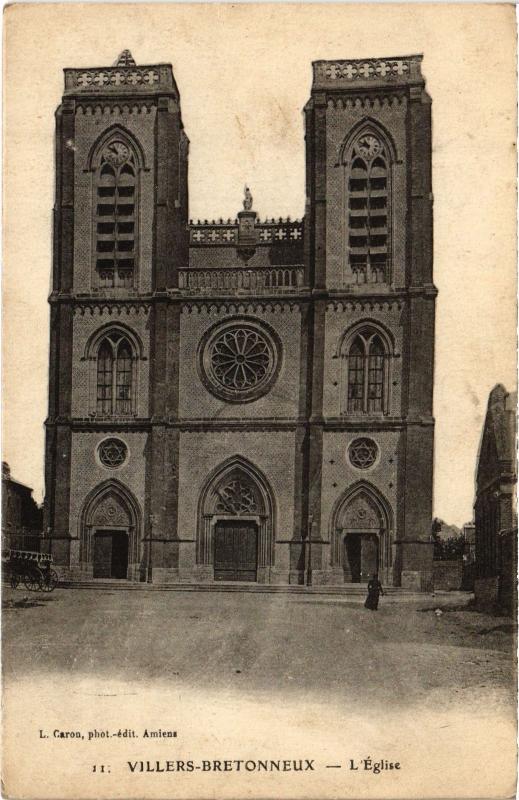 Carte postale ancienne Villers Bretonneux eglise à Villers-Bretonneux