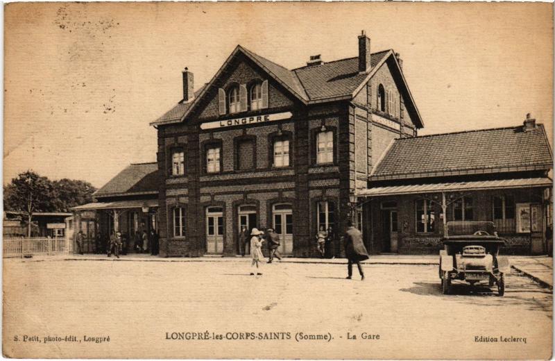Carte postale ancienne Longre les Corps Saints la gare