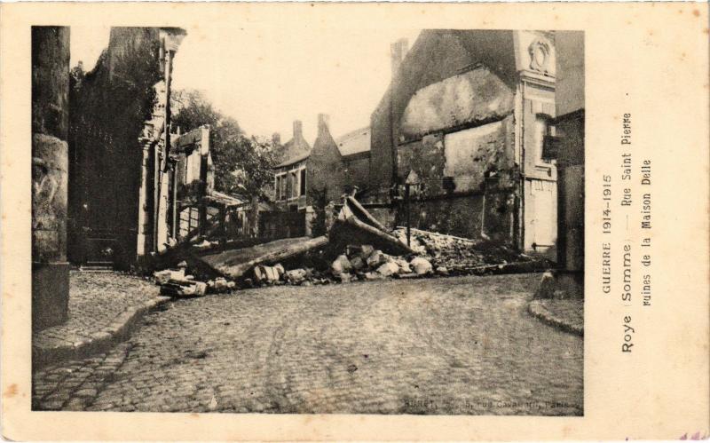 Carte postale ancienne Roye Rue Saint-Pierre