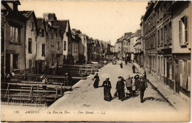 Carte postale ancienne Amiens Rue du Don à Amiens