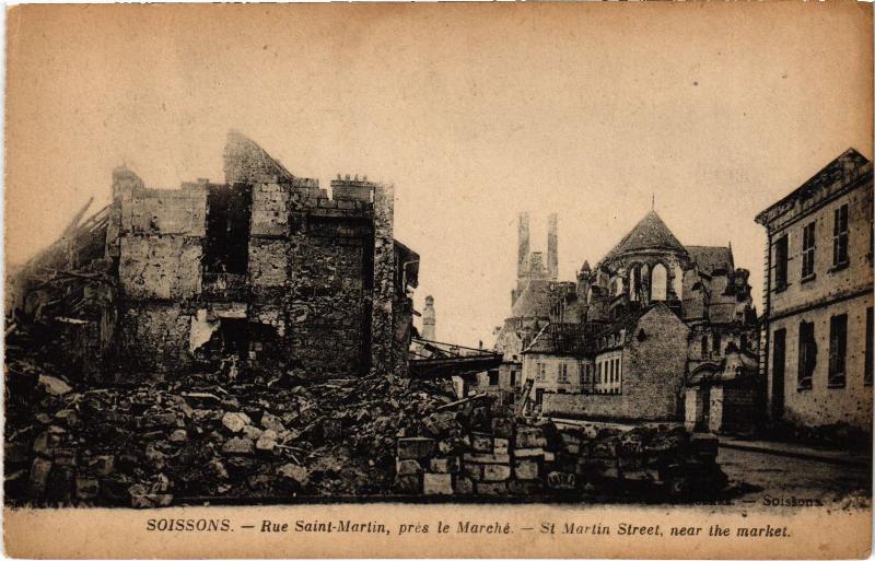 Carte postale ancienne Soissons Rue Saint-Martin