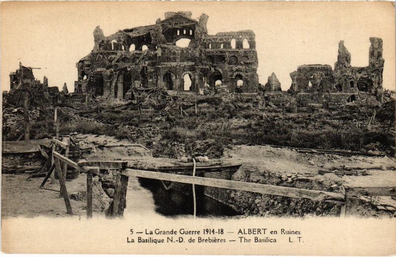 Carte postale ancienne Albert la Basilique à Albert