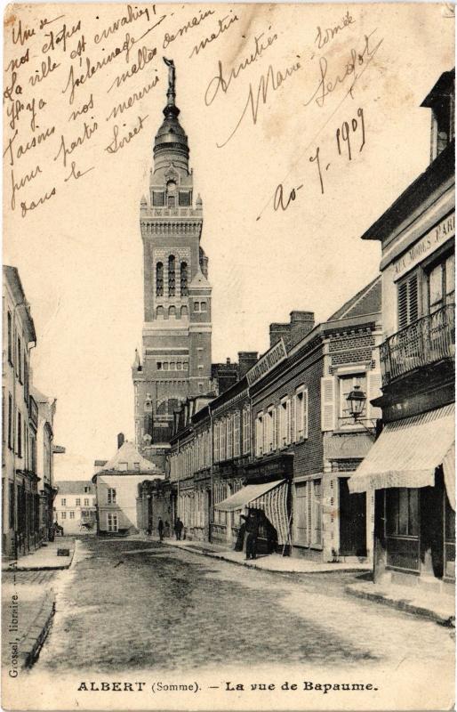 Carte postale ancienne Albert Rue de Bapaume à Albert