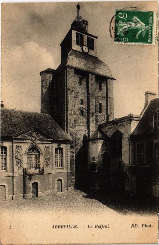 Carte postale ancienne Abbeville le Beffroi à Abbeville