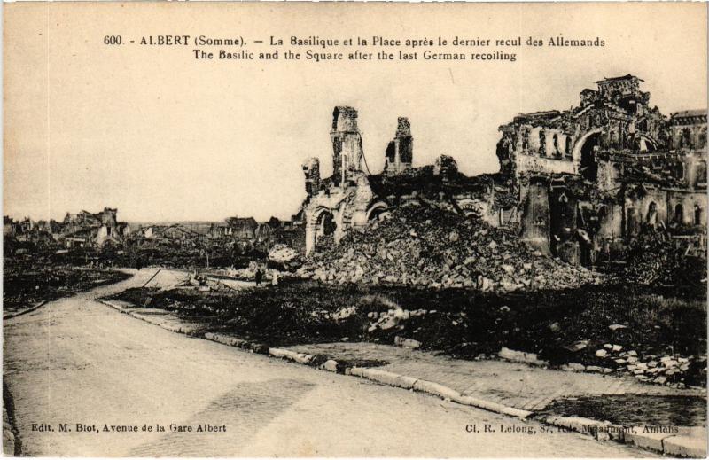 Carte postale ancienne Albert la Basilique à Albert