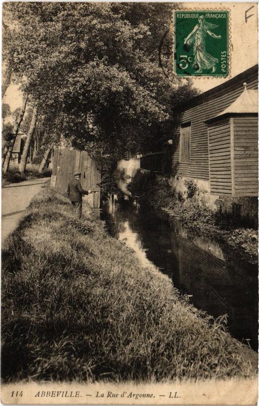 Carte postale ancienne Abbeville Rue d'Argonne à Abbeville